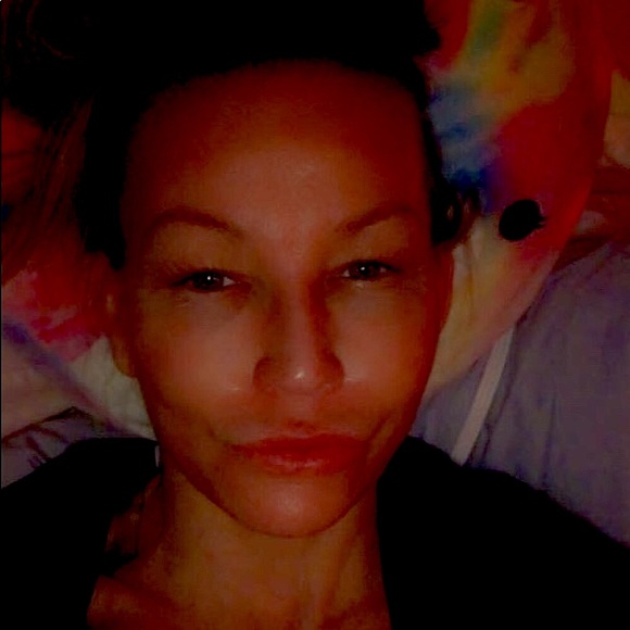 Meet your Posher, Leah - Picture 7 of 11